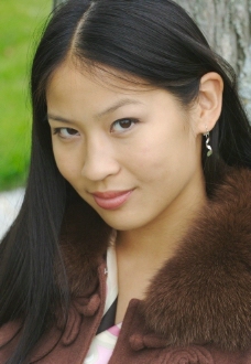 加拿大华裔女子图片