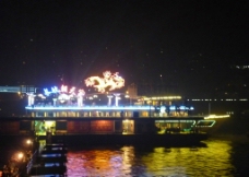 重庆江船夜景图片
